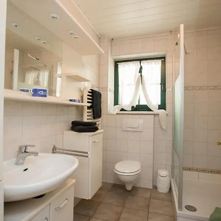 Seeblick Am Jabeler Mit Sauna Σπίτι διακοπών *